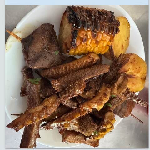 Anticuchos a la parrilla